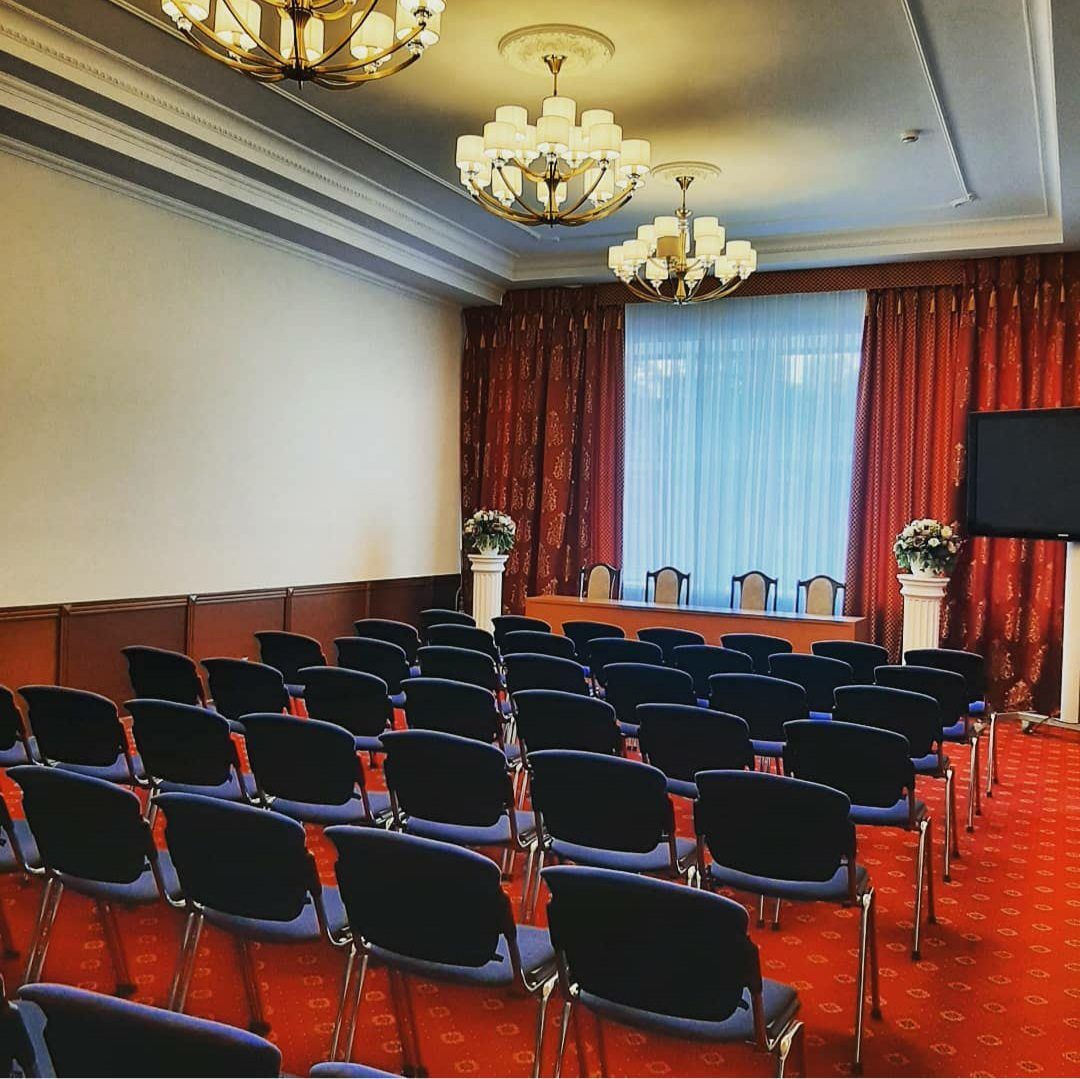 Конференц-зал в отеле Ставрополь. Отель Ставрополь