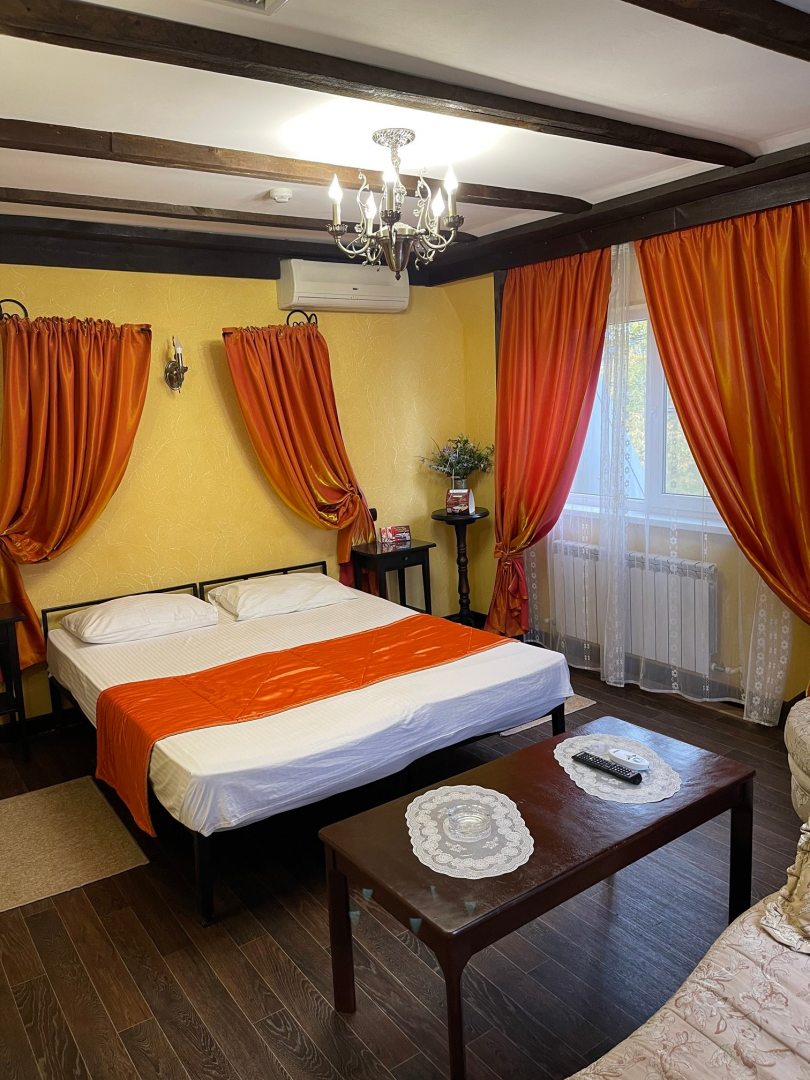 Где лучше забронировать отель в Ставрополе?