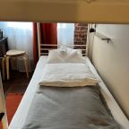 Шестиместный (Номер с собственной ванной комнатой), Кино Хостел на Выборгской