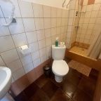 Шестиместный (Номер с собственной ванной комнатой), Кино Хостел на Выборгской