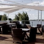 Ресторан на крыше отеля, Отель Cruise