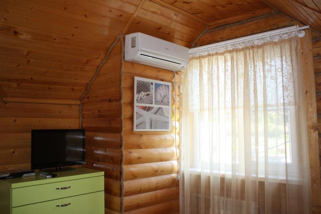 Номер (Дом с 5 спальнями), Отель Blue Roof Holiday Home