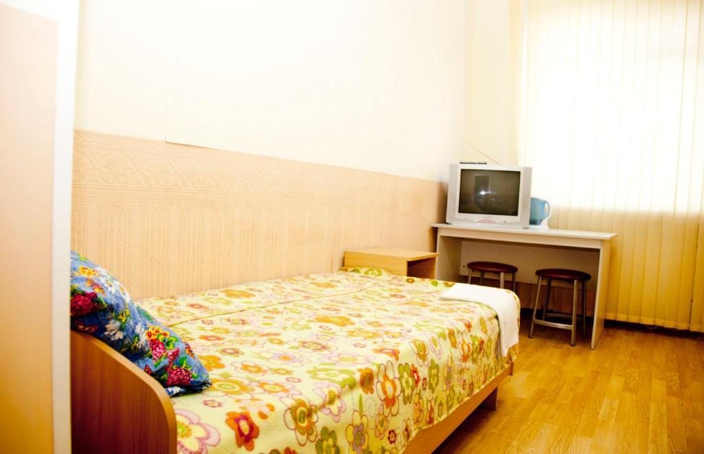 Номер (Кровать в общем номере с 2 кроватями) хостела Причал, Мурманск