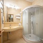 Апартаменты (У Дворцовой площади с камином), Гостевой дом A1 Rooms