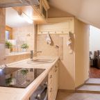 Апартаменты (У Дворцовой площади с камином), Гостевой дом A1 Rooms