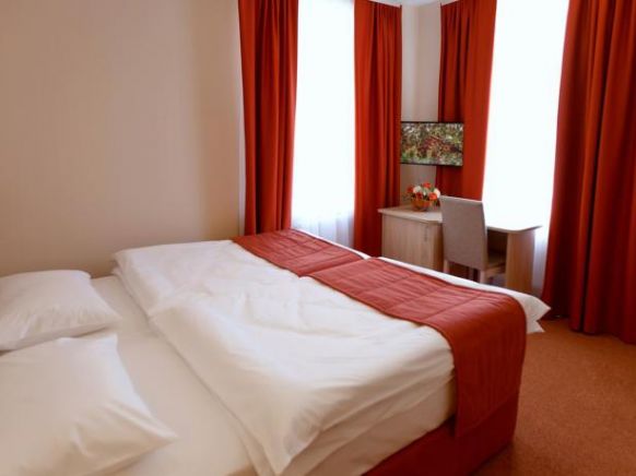 Фотография номера гостиницы Вишневый сад