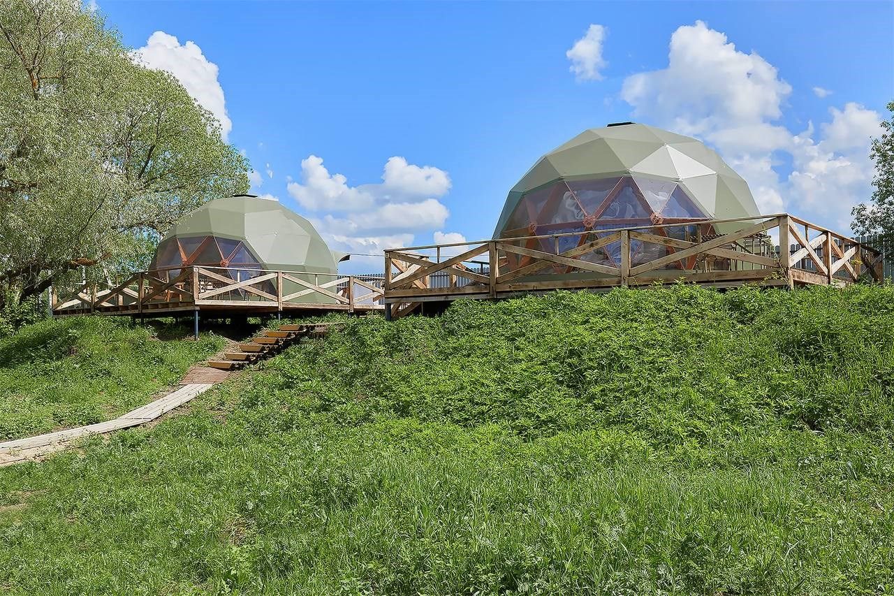 Дом (Купол с панорамным видом), Гостиница Гуляй Город