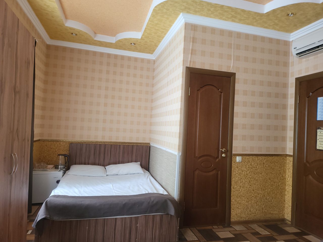 Семейный, Гостиница Арс