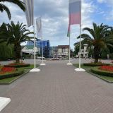 Адлер, фото отдыхающего в июле