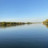 Камызякский район, фото отдыхающего в сентябре