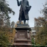 Калининград, фото отдыхающего в октябре