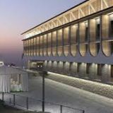 Москва, фото отдыхающего в апреле