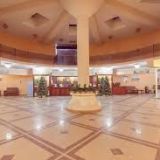 Москва, фото отдыхающего в апреле