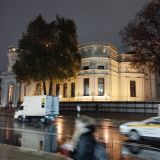 Москва, фото отдыхающего в октябре