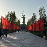 Волгоград, фото отдыхающего в апреле