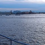 Санкт-Петербург, фото отдыхающего в апреле