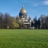 Финский залив, фото отдыхающего в апреле