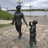 Рыбинское водохранилище, фото отдыхающего в мае