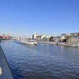Москва, фото отдыхающего в апреле