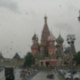 Москва, фото отдыхающего в мае