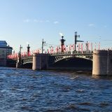 Финский залив, фото отдыхающего в мае