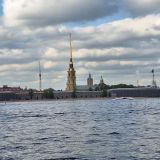 Финский залив, фото отдыхающего в мае