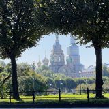 Финский залив, фото отдыхающего в мае