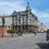 Финский залив, фото отдыхающего в мае