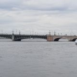 Финский залив, фото отдыхающего в мае