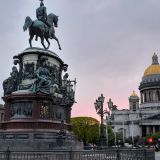 Финский залив, фото отдыхающего в мае