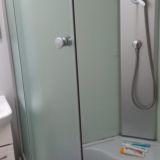 Душевая кабинка не протекает