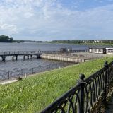 Углич, фото отдыхающего в июне