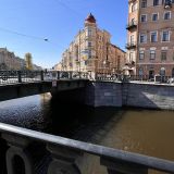 Финский залив, фото отдыхающего в мае