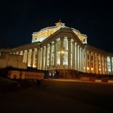 Москва, фото отдыхающего в июне