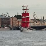 Финский залив, фото отдыхающего в июне