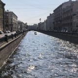 Финский залив, фото отдыхающего в июне