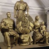 Москва, фото отдыхающего в мае