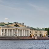 Финский залив, фото отдыхающего в июне