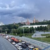 Москва, фото отдыхающего в июне