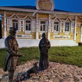 Углич, фото отдыхающего в июле