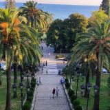 Цандрипш, фото отдыхающего в июле