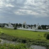 Суздаль, фото отдыхающего в июле