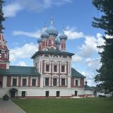 Углич, фото отдыхающего в августе