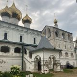 Углич, фото отдыхающего в июле