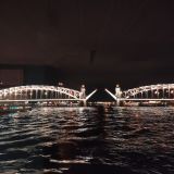 Санкт-Петербург, фото отдыхающего в августе