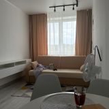 Апартаменты Яркая однушка с уютной гостиной, фото гостя