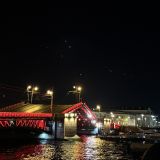 Санкт-Петербург, фото отдыхающего в августе