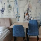 Столик шатается