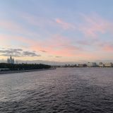 Санкт-Петербург, фото отдыхающего в сентябре