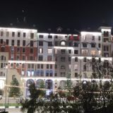 Эсто-Садок, фото отдыхающего в октябре